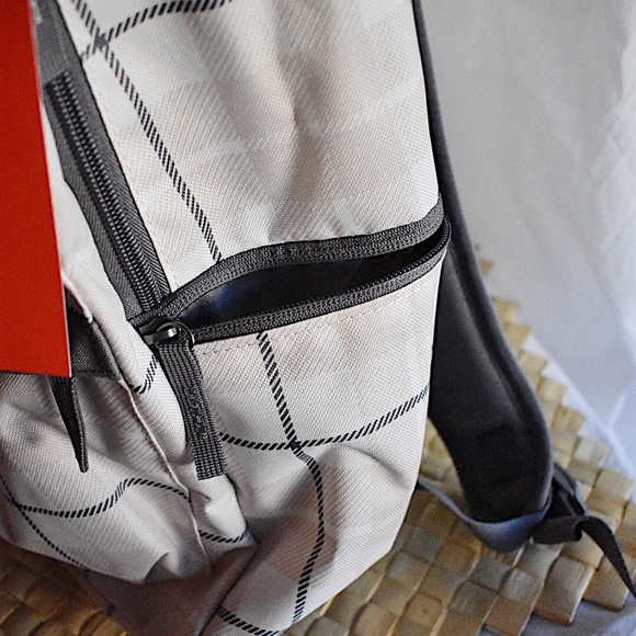 🚨SOLD🚨 Nike Backpack - Picture 7 of 8